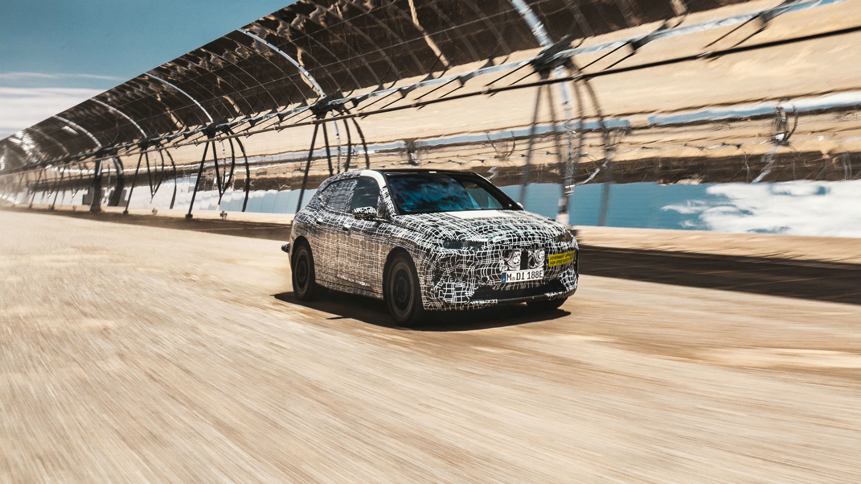 Беспилотный электро-кросс BMW испытали экстремальной жарой