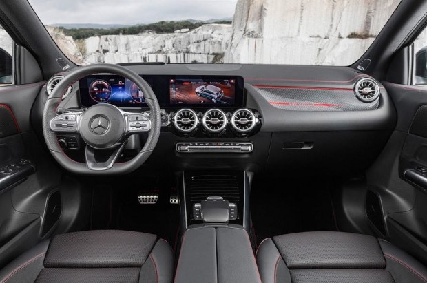 Стали известны цены на новый Mercedes-Benz GLA в Великобритании