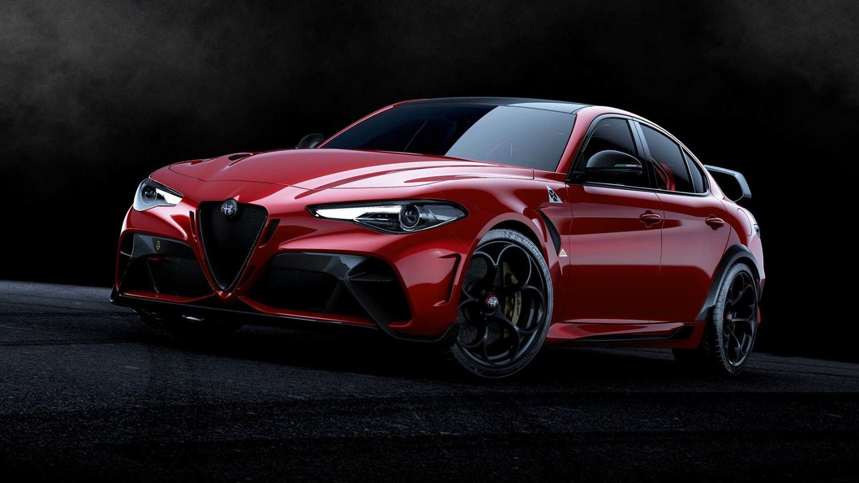 Alfa Romeo представила обегченный хардкорный седан Giulia GTA