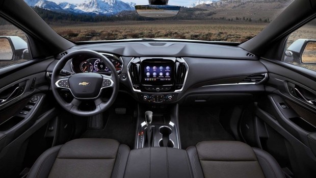 «Задержка» у Chevrolet: обновленный Traverse появится через год