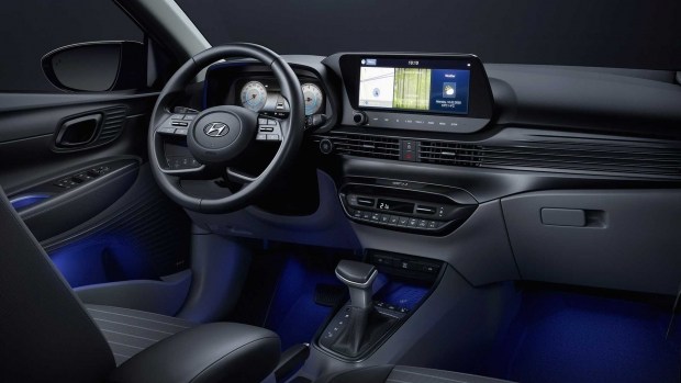 Фишки и особенности интерьера нового Hyundai i20 (видео)