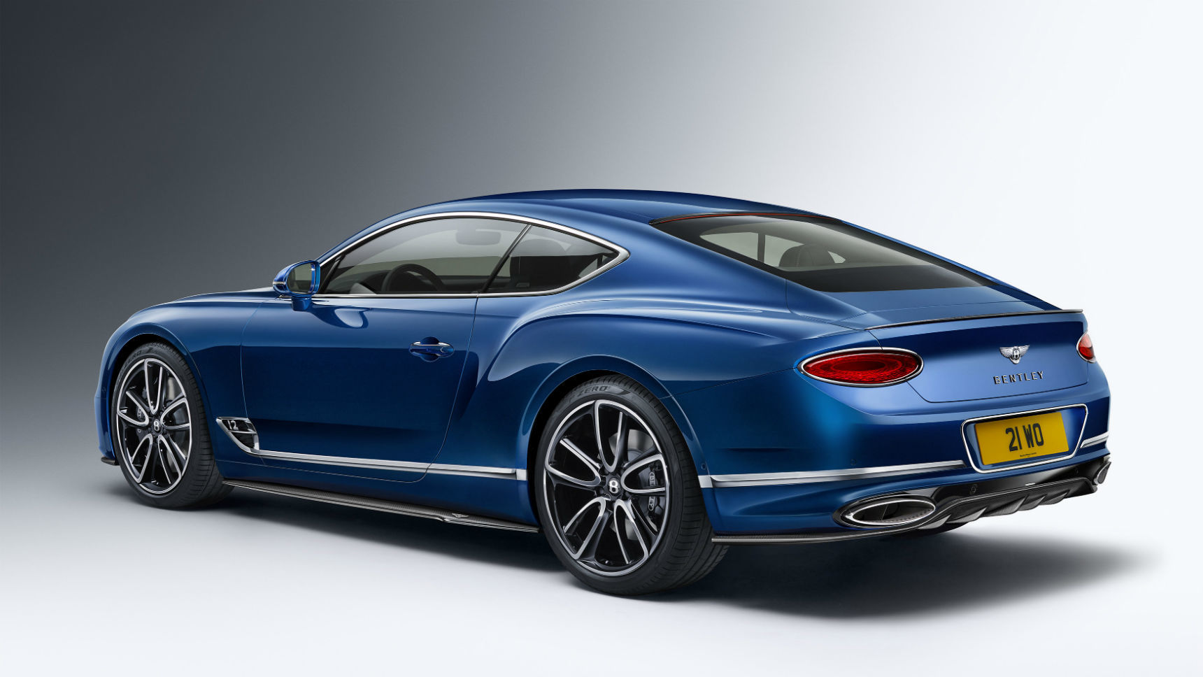 Bentley добавил Bentayga и Continental GT стильный обвес