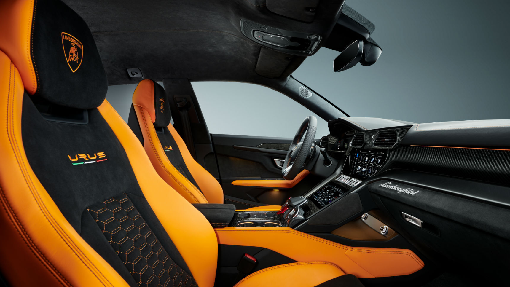 Lamborghini Urus получил «жемчужную капсулу»
