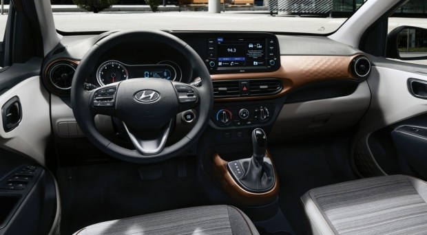 Hyundai вывел на рынок доступную альтернативу Accent