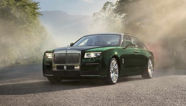 «Призрак переросток»: Rolls-Royce удлинил новый Ghost