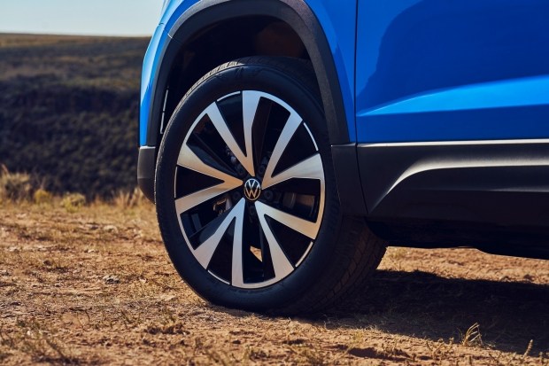 Новый кроссовер VW Taos представлен официально