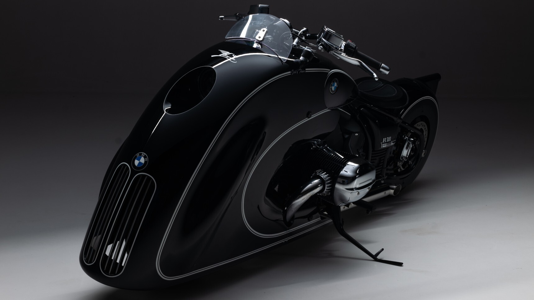 Гигантские «ноздри» BMW перекочевали на мотоцикл