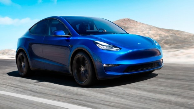 Tesla прекратила приём заказов на самую дешёвую версию Model Y