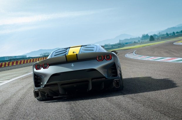 Ferrari показала новый лимитированный суперкар