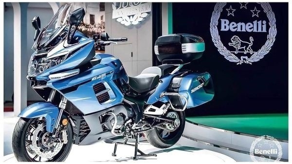 Туристический мотоцикл Benelli 1200GT представили в Китае