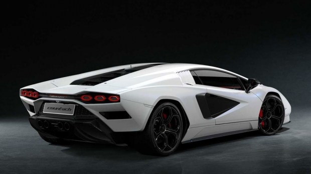 Реинкарнация Countach: Lamborghini представила новый суперкар
