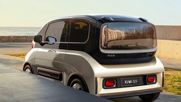 Baojun представил электрический городской автомобиль KiWi EV