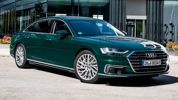 Audi представила A8 L нового модельного года