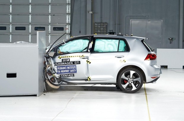 VW откажется от прототипов в краш-тестах