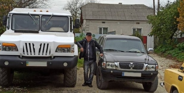 Больше Хаммера: украинец своими руками построил впечатляющий внедорожник
