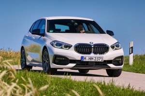 Дизельные BMW 3 Серии и кроссоверы X3 стали умеренными гибридами Дизельные BMW 3 Серии и кроссоверы X3 стали умеренными гибридами