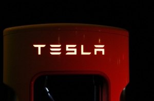 Tesla бьет очередной рекорд