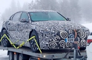 Jaguar приступил к тестам XJ нового поколения