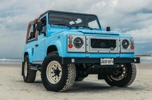 Тюнеры сделали багги из серийного Land Rover Defender Тюнеры сделали багги из серийного Land Rover Defender