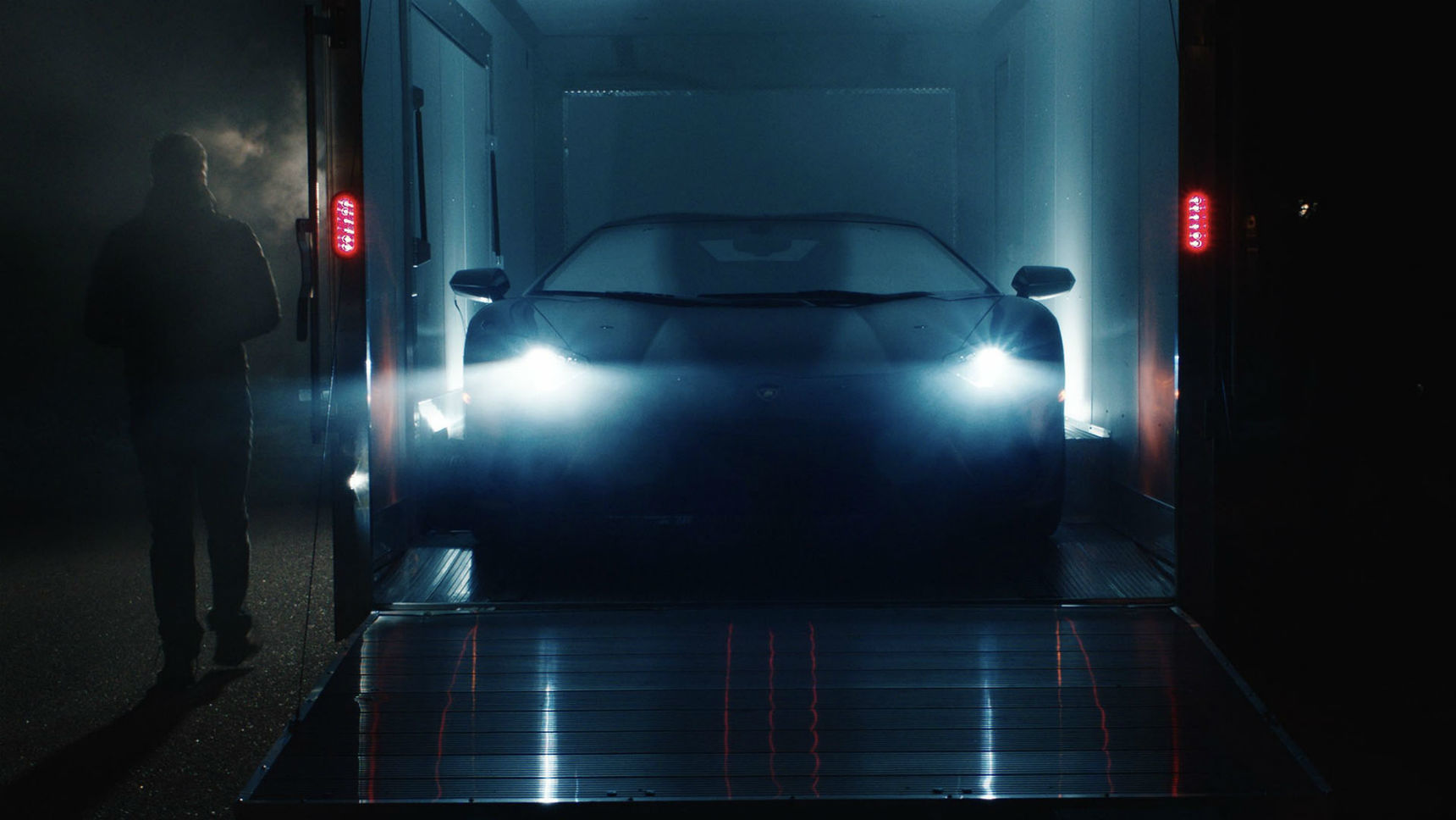 Создатели реплики Lamborghini получили на Рождество настоящий суперкар