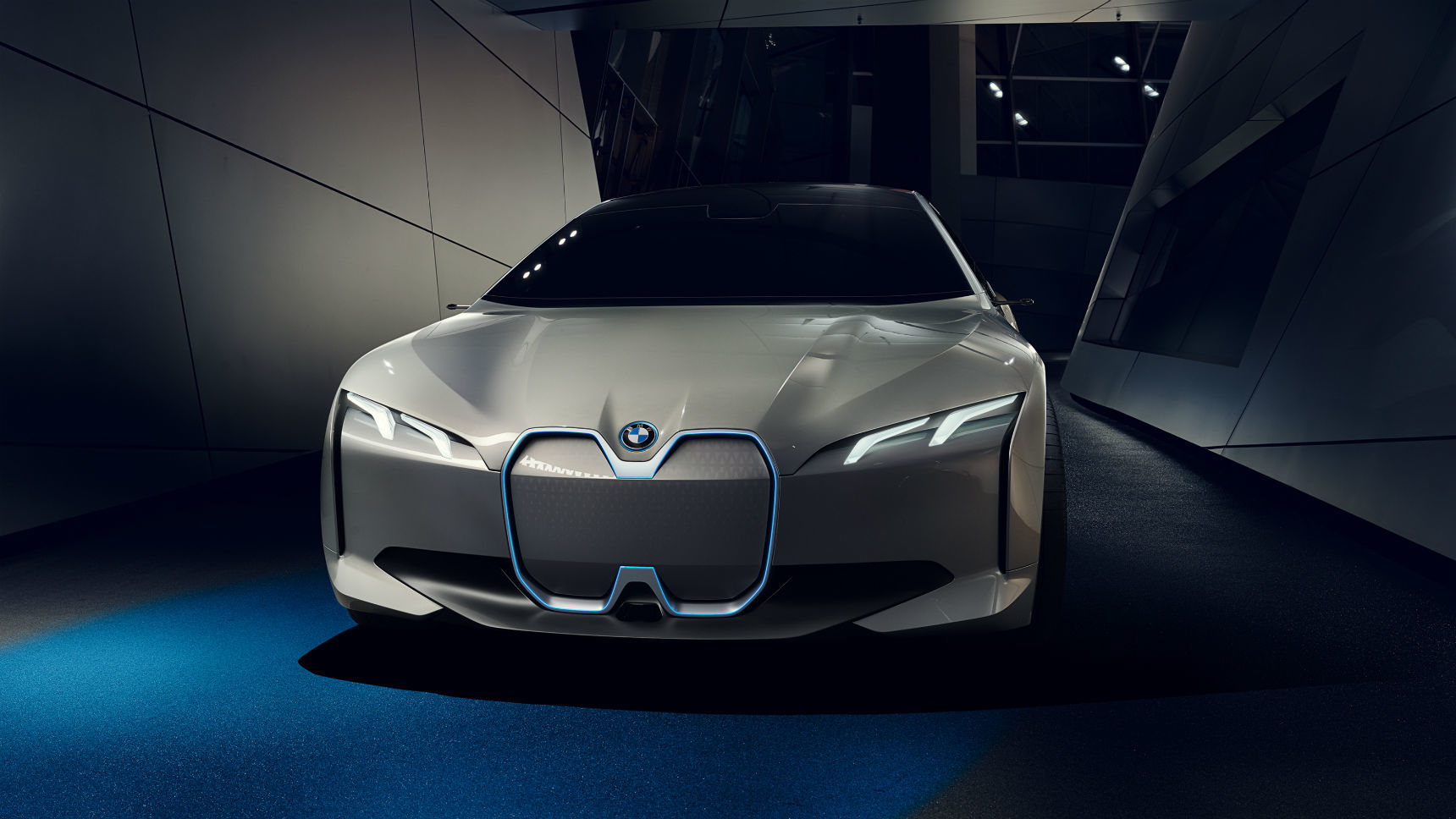 BMW готовит конкурента Porsche Taycan BMW готовит конкурента Porsche Taycan