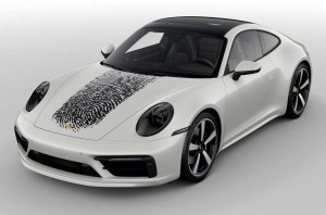 Отпечаток пальца на капоте Porsche. Теперь оставить след в истории – просто