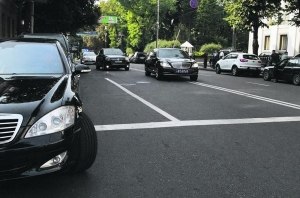 В Киеве сняли кортеж Эрдогана из 19 авто В Киеве сняли кортеж Эрдогана из 19 авто