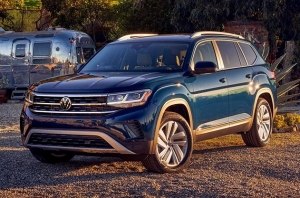 Volkswagen представила обновленный большой кроссовер Atlas