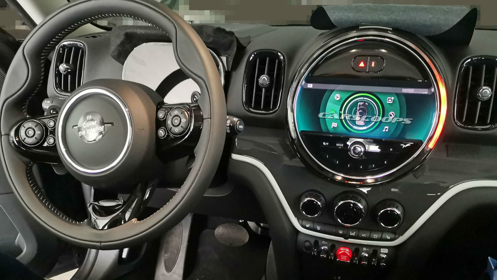 Фотошпионы заглянули в салон обновленного Mini Countryman