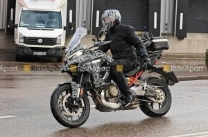 Фотошпион запечатлел новый кроссовер Ducati Фотошпион запечатлел новый кроссовер Ducati