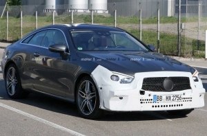 В Германии заметили обновленное купе Mercedes-Benz E-Class почти без камуфляжа