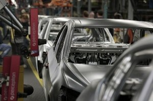 Из автоиндустрии в медицину: как производители помогают бороться с пандемией