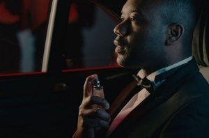 Британская компания Autotrader выпустила духи с запахом нового автомобиля