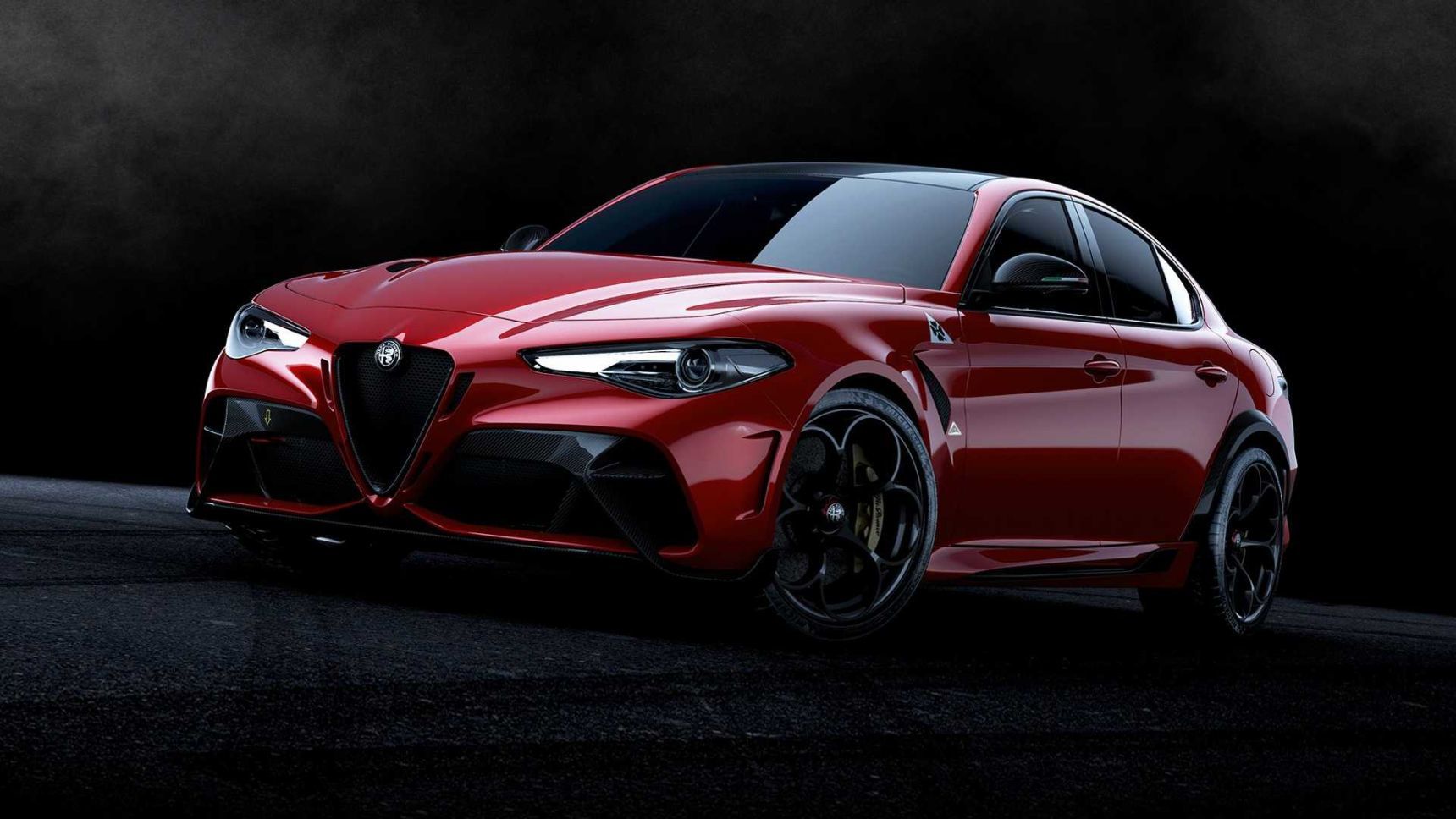 Alfa Romeo представила обегченный хардкорный седан Giulia GTA