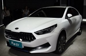 Электрический Cerato: 490 км за $28.000 Электрический Cerato: 490 км за $28.000