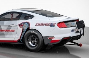 Ни звука: бесшумный драгстер на базе Ford Mustang Ни звука: бесшумный драгстер на базе Ford Mustang