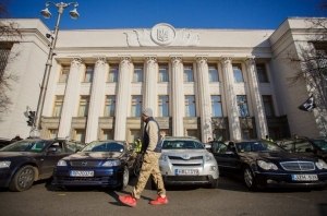 И снова евробляхи: ВРУ хочет снизить акциз на ввоз б/у авто