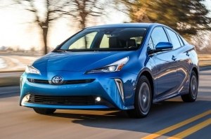 Самый дорогой Prius: юбилейная спецверсия