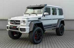 Brabus в квадрате: в Украине заметили экстремальный «Гелик» Brabus в квадрате: в Украине заметили экстремальный «Гелик»
