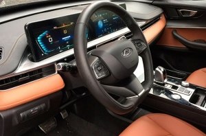 Chery показал интерьер обновленного Tiggo 8 Chery показал интерьер обновленного Tiggo 8