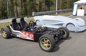 «Батька» против Маска: белорусы создали конкурента Tesla Roadster (видео)
