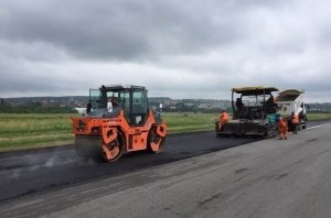 Грандиозный ремонт дорог на Закарпатье