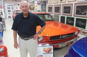 Ушел из жизни дизайнер культового Ford Mustang