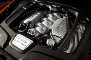 Цикл длиной в 60 лет: Bentley прощается с легендарным V8