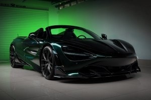 Когда пенсия в радость: McLaren, как подарок на 78-летие (видео)