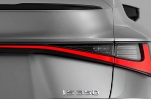 Новый Lexus IS: теперь видео тизер