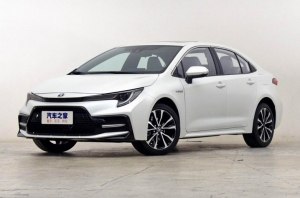 С боевым настроем: Toyota представила модель Levin Sport С боевым настроем: Toyota представила модель Levin Sport