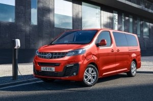 Opel Zafira-e Life: когда с экологами на ты