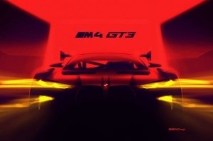 BMW испытавает гоночную M4