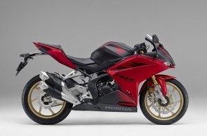 Долгожданное обновление: спортбайк Honda CBR250RR